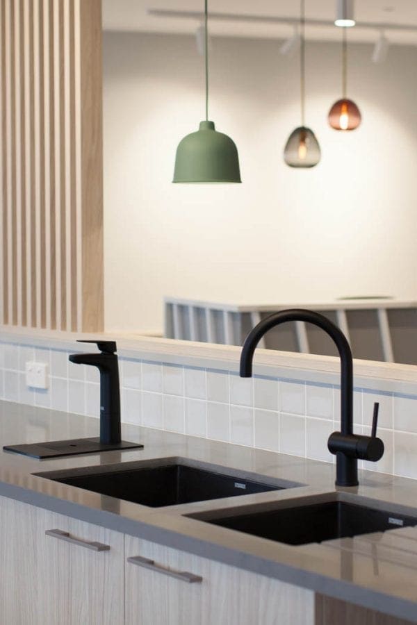 Billi Quadra 460 with XL Levered Dispenser - Image 3