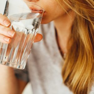 drink water before or after meal